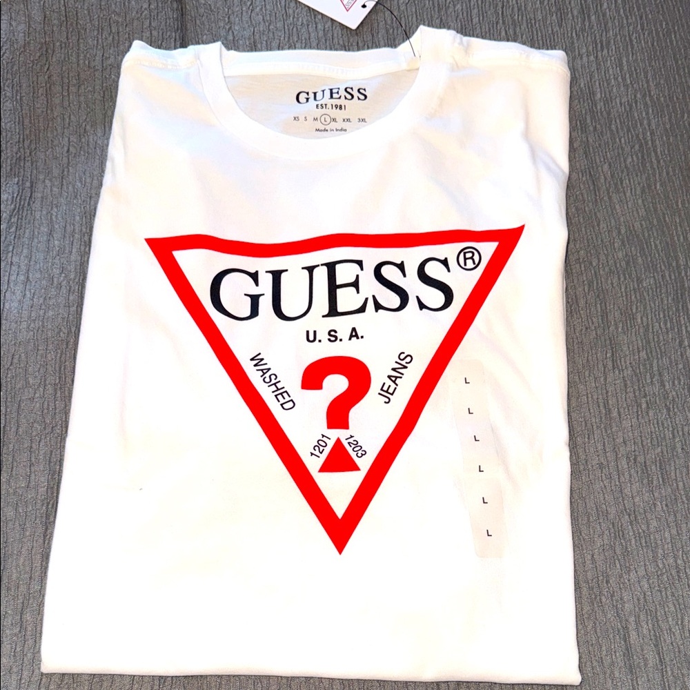 Men’s GUESS LOGO, COTTON T-Shirt. Brand NEW!!! 90’s logo..